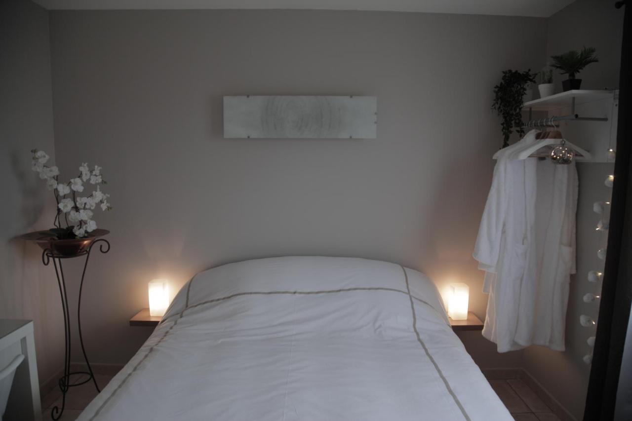 Bed and Breakfast Au Doux Repos Lucbardez-et-Bargues Exteriér fotografie